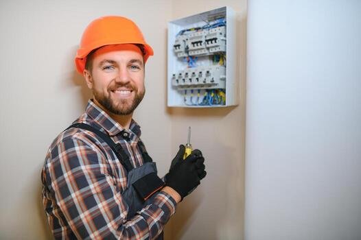 Electrician Jobs in Italy
